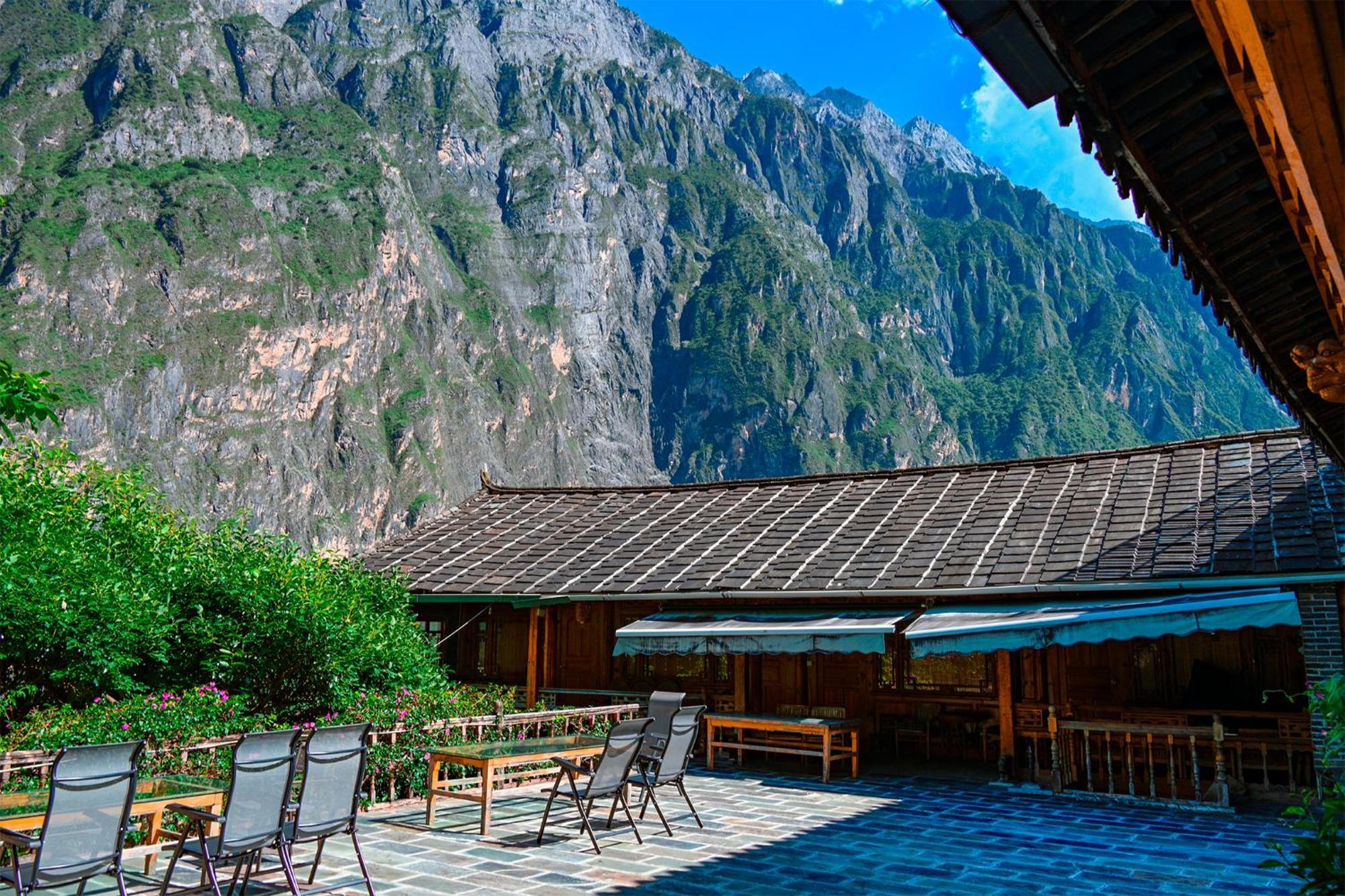 Tiger Leaping Gorge Sean'S Spring Guesthouse Shangri-La Exterior foto