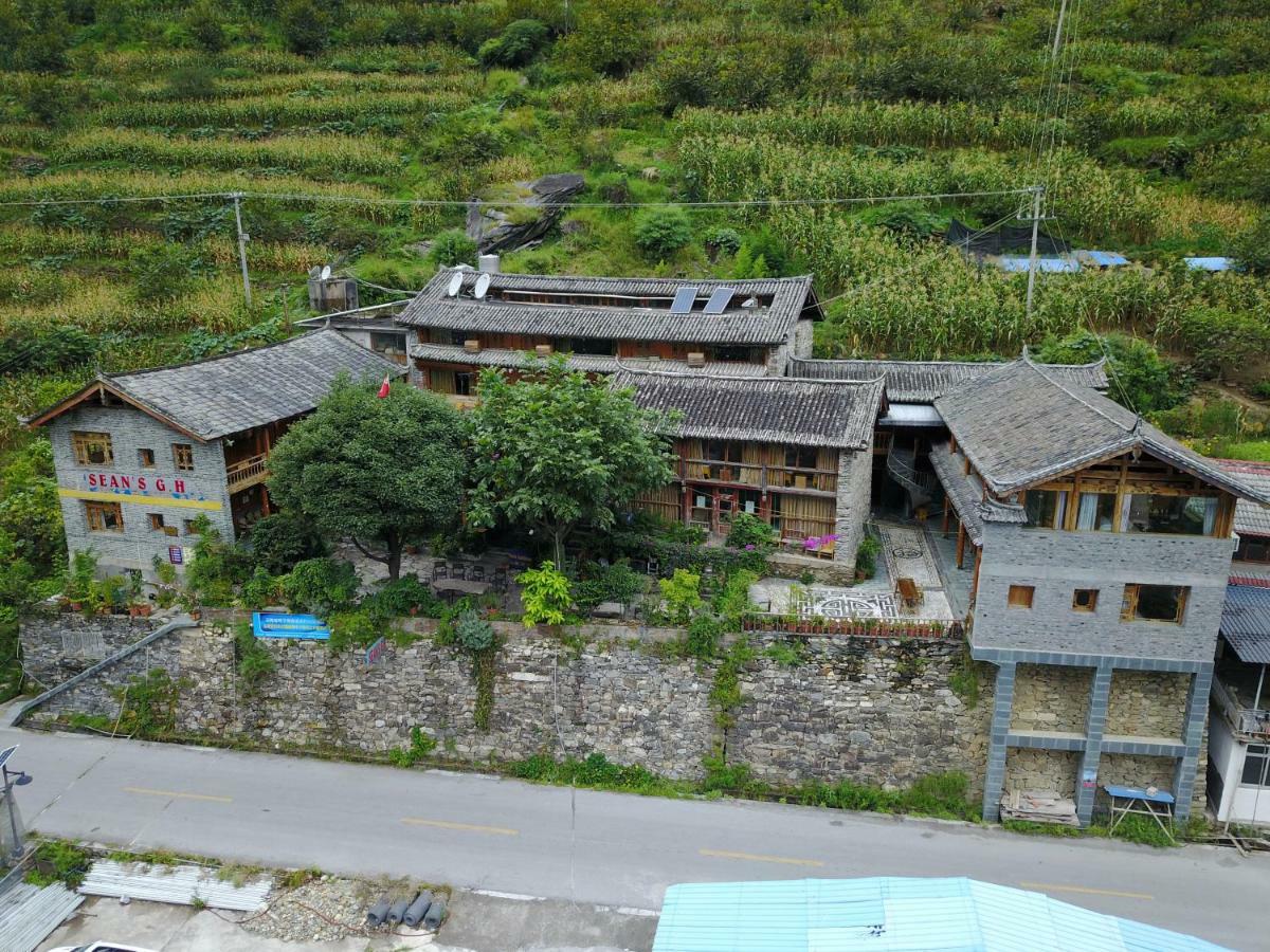 Tiger Leaping Gorge Sean'S Spring Guesthouse Shangri-La Exterior foto